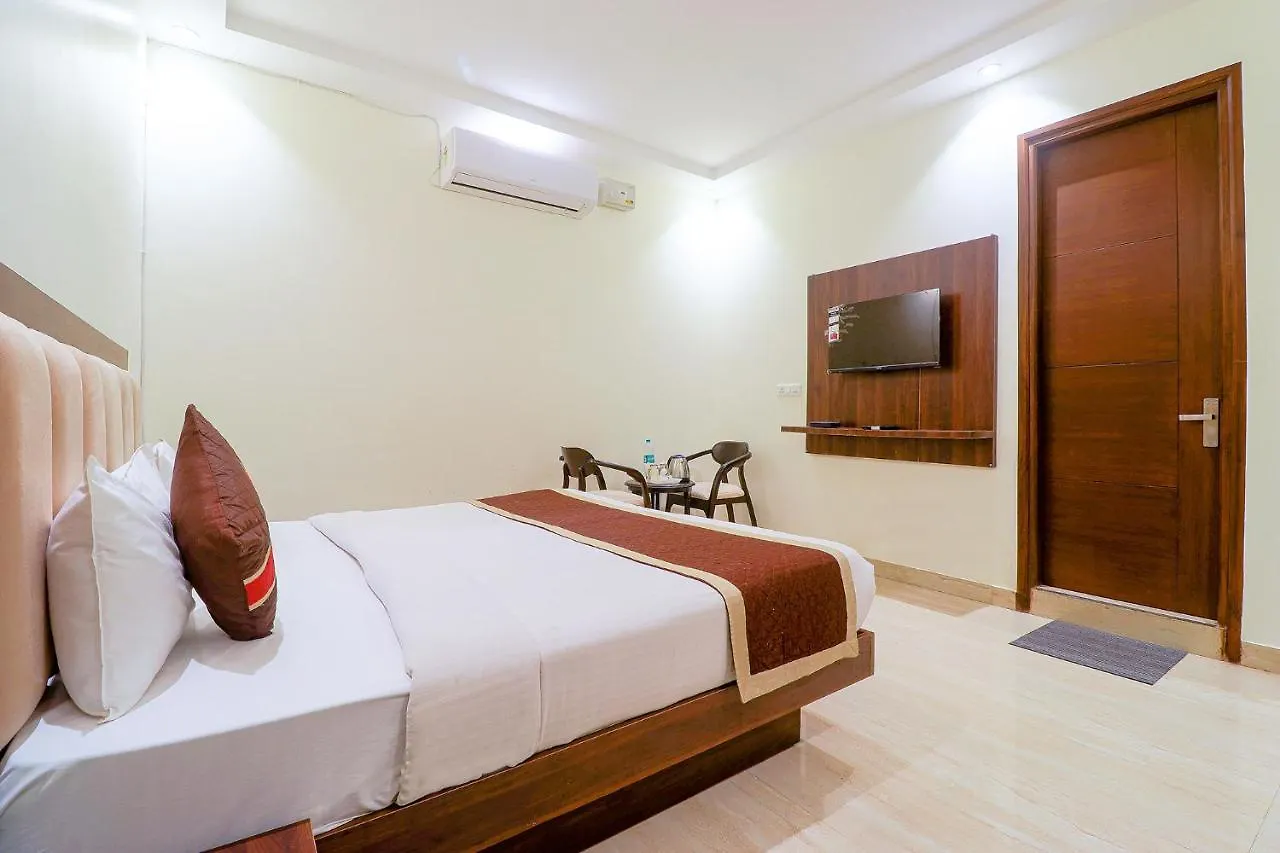 Fabhotel The Premium Suits Delhi  Delhi (National Capital Territory of India)