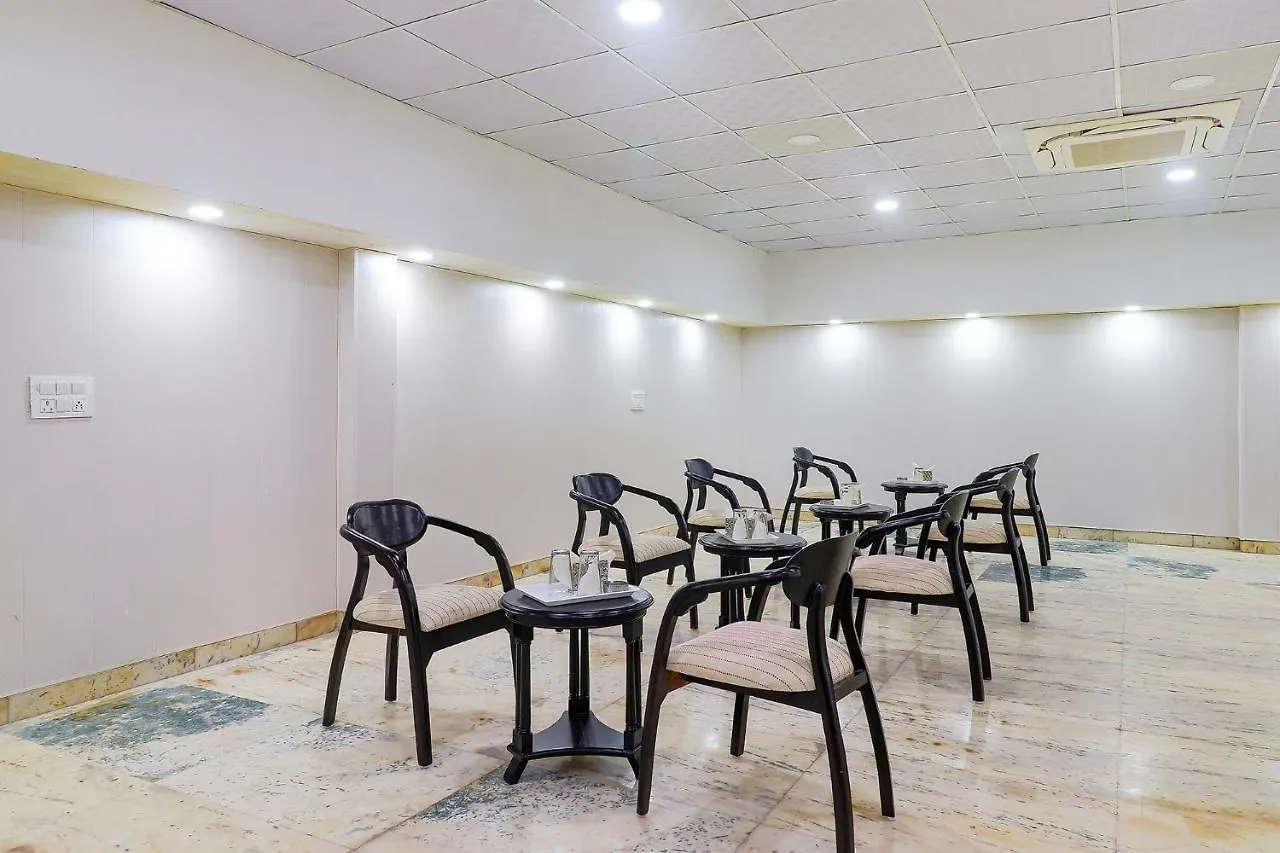 Fabhotel The Premium Suits Delhi  Hotel